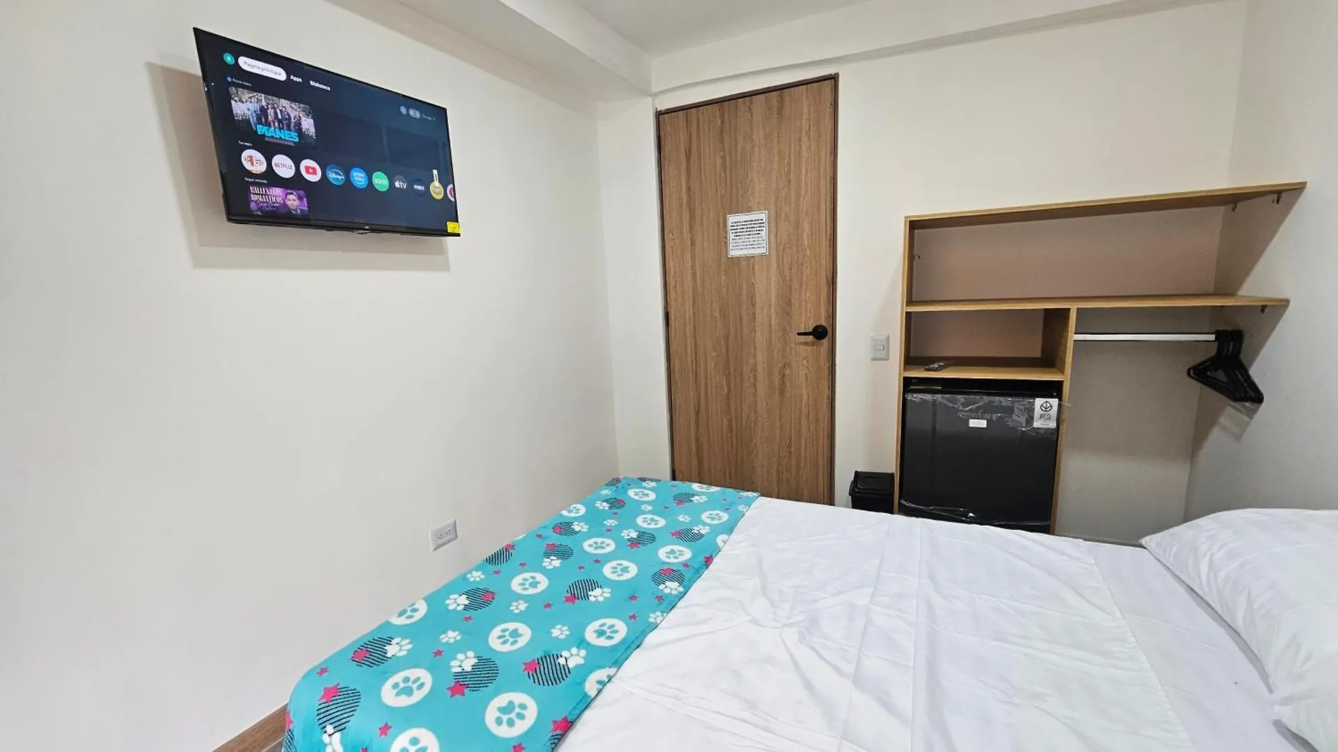 Komfort House Premium Medellin 0*,  Colombia