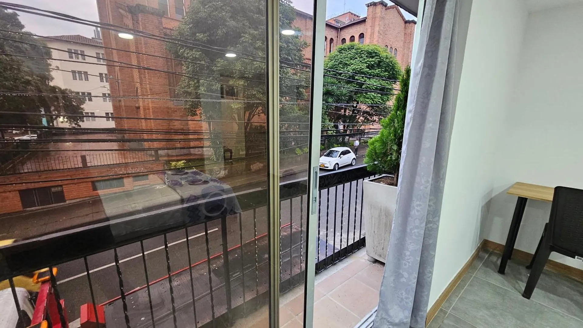 Bed & Breakfast Komfort House Premium Medellin Colombia
